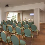 Du Port 4*