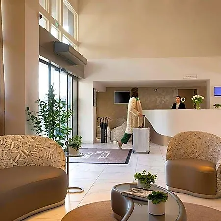 Du Port 호텔 4*