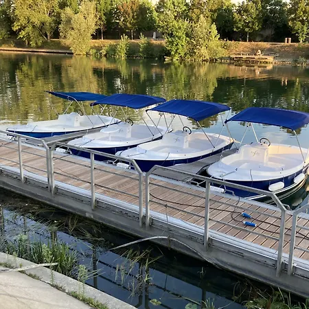 Du Port Hotel 4*