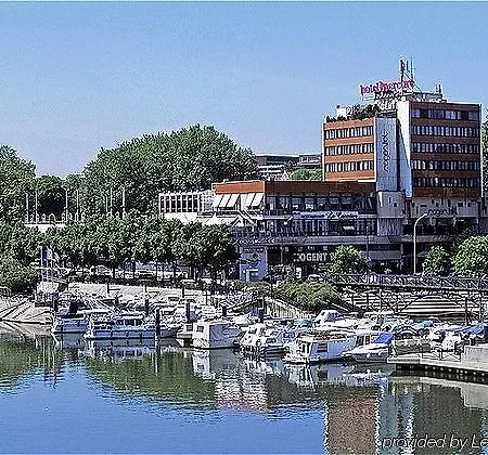 Du Port Ξενοδοχείο