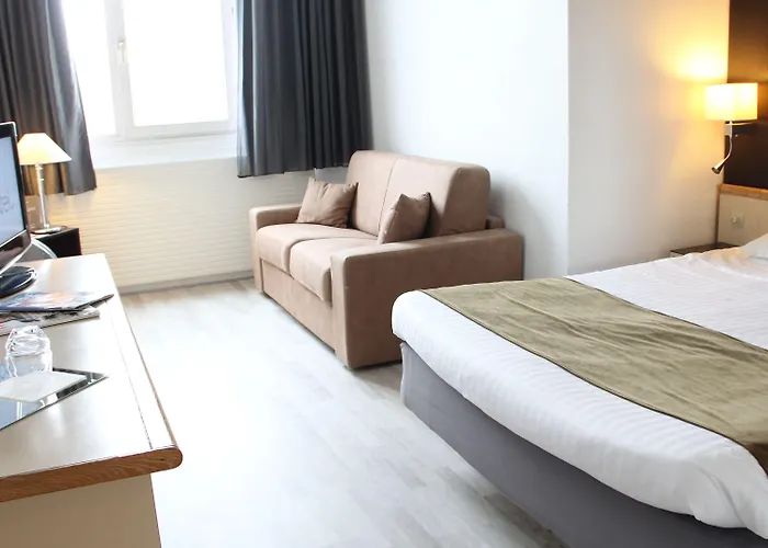 Du Port 4*